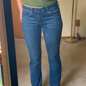 Jennifer Lopez Straight leg jeans